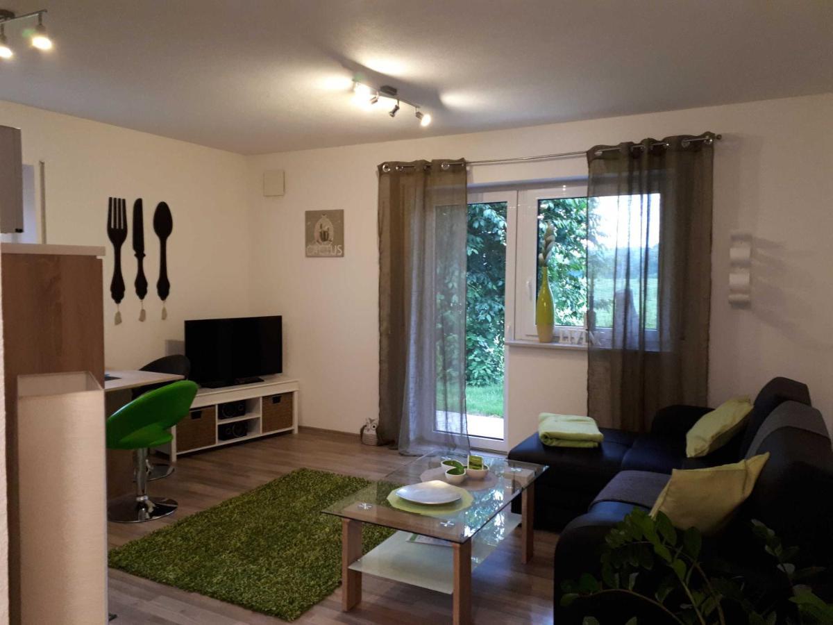 Weinlodge Am Geissberg Eberstadt Habitación foto
